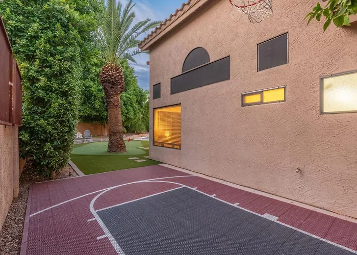 Sunset Paradise L Waterslide L Heated Pool L Hot Tub L Putting Holiday home Phoenix